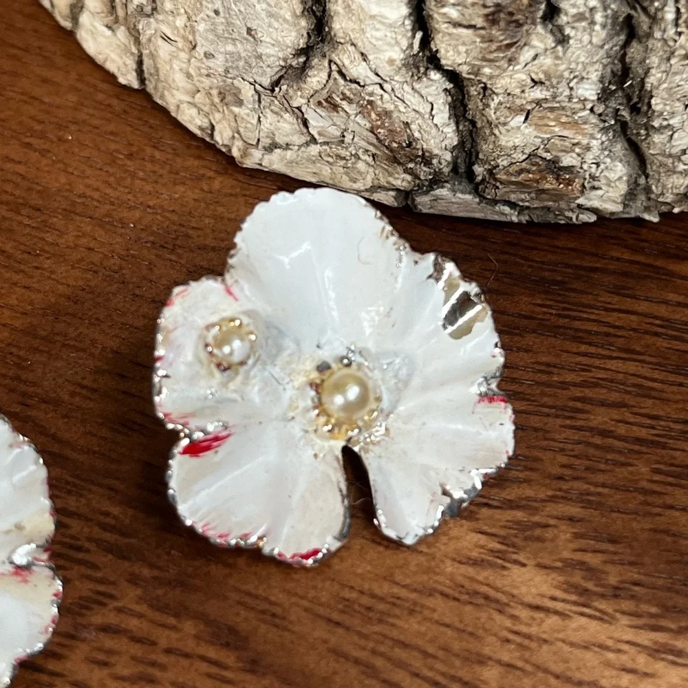 Vintage Brooch Set Chippy Paint White Enamel Flower Brooch Pearl Pair